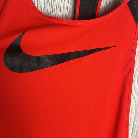 NIKE FLOW GRX TANK TOP RED SIZE MEDIUM - Picture 2 of 5